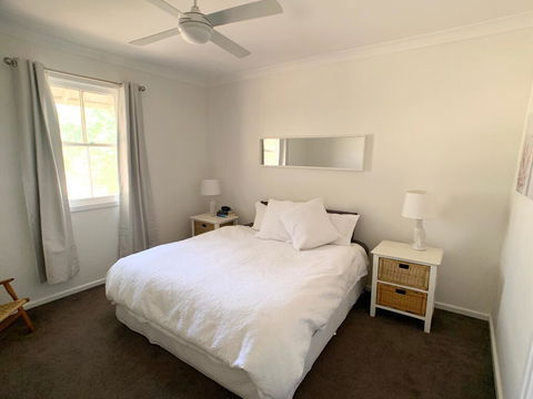 'The Wattles' - True Country Escape Near Wineries - Borenore - E Caravan Parks 3