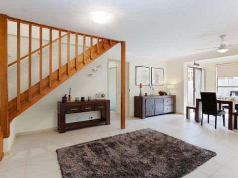 'Willows At The Bay' 111 Horace St - Large House With Aircon, WIFI And Boat Parking. - E Caravan Parks 3
