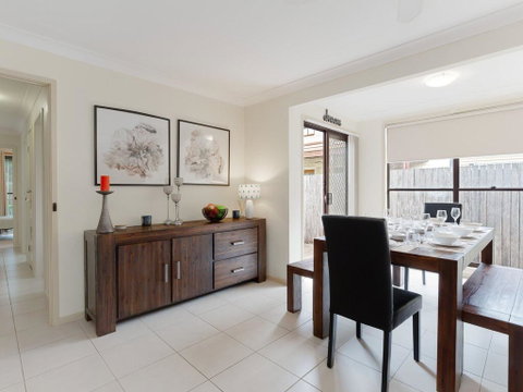 'Willows At The Bay' 111 Horace St - Large House With Aircon, WIFI And Boat Parking. - E Caravan Parks 2