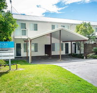1 'Florida' 5 Lillian Street - 2 min walk to beach shops  restaurants - E Caravan Parks