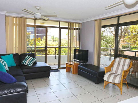 1 'The Commodore' 9-11 Donald St - Ground Floor Unit, Close To Shops, Cafe's And Marina - E Caravan Parks 3