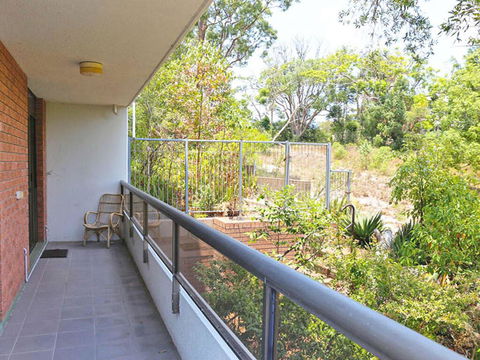 1 'The Commodore' 9-11 Donald St - Ground Floor Unit, Close To Shops, Cafe's And Marina - E Caravan Parks 2