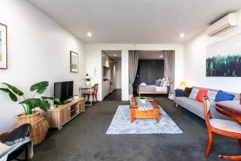 1 Bedroom Apartment In Prahran With Balcony - E Caravan Parks 0