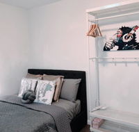 1 Private Double Room In Carramar 1-minute to Station - SHAREHOUSE - E Caravan Parks
