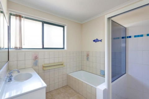 1-33 Tingira Close - Rainbow Beach, Gorgeous Ocean Views, Swimming Pool, Air Conditioning - E Caravan Parks 1