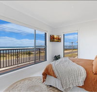 10 OCEAN VILLA - E Caravan Parks