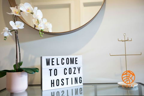 109, Cozy Cranbourne Family House, 5Bed2Bath2Parking - E Caravan Parks 1