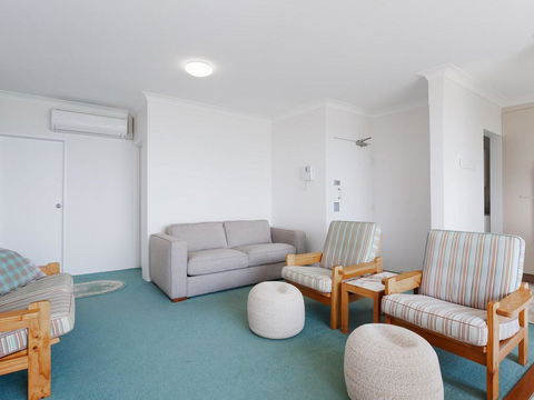 12 'Ocean Shores', 27 Weatherly Cl - Waterfront Unit With Sensational Water Views, WIFI & Air Conditioning - E Caravan Parks 1