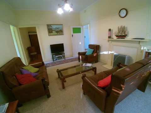 12 Bluewater Drive - E Caravan Parks 3