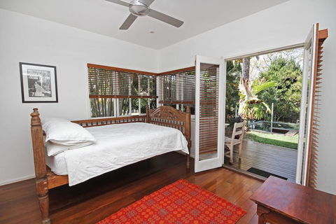 13 Ann Street, Coolum Beach, Pet Friendly, Linen Included - E Caravan Parks 3
