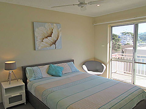 15 'Kanangra', 39 Soldiers Point Road - Fantastic Unit Right On The Water - E Caravan Parks 1
