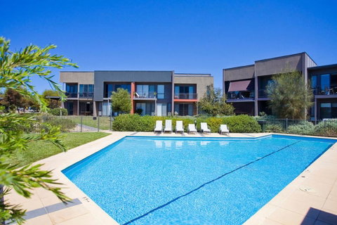 19 Coast Drive - E Caravan Parks 1