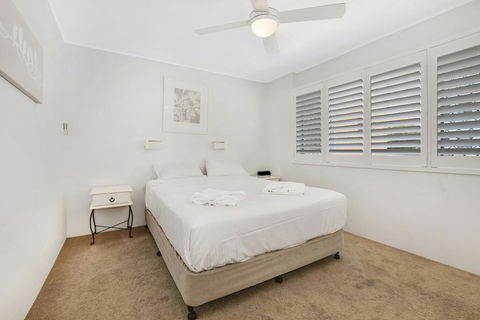 2 Bedroom Top Floor Unit - Ocean Views And Pool - E Caravan Parks 2