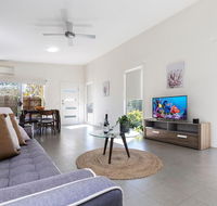 2 Bedroom w/Parking Near Central Cessnock - E Caravan Parks