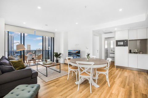 2-Bed Beach Apartment With Pool, Parking And Balcony - E Caravan Parks 0