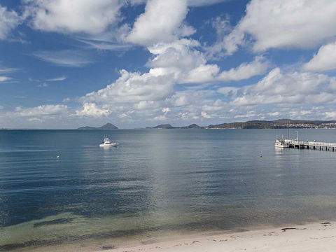 2/137 Soldiers Point Road - Luxury Unit On The Waterfront With Aircon And Free Unlimited Wi Fi - E Caravan Parks 2