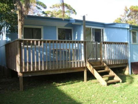 2/9 Donlan Rd - Delightful Donlan - E Caravan Parks 0