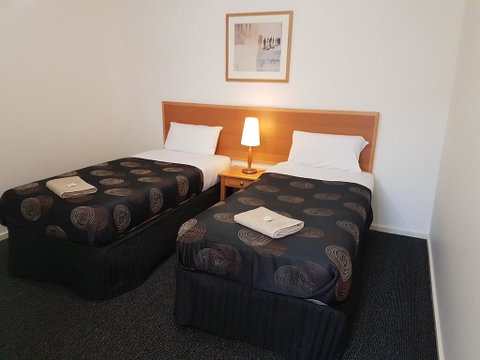 22 Gillies Street Apartments - E Caravan Parks 2
