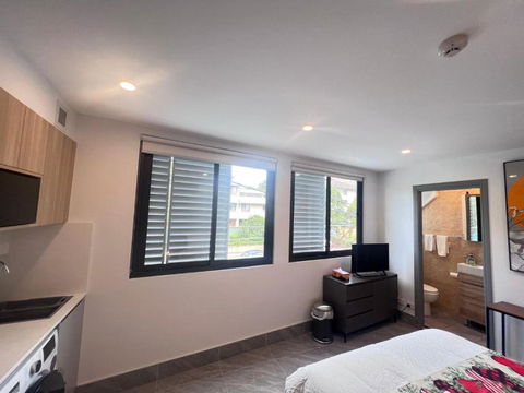 Brand New Furnished Studios - E Caravan Parks 4