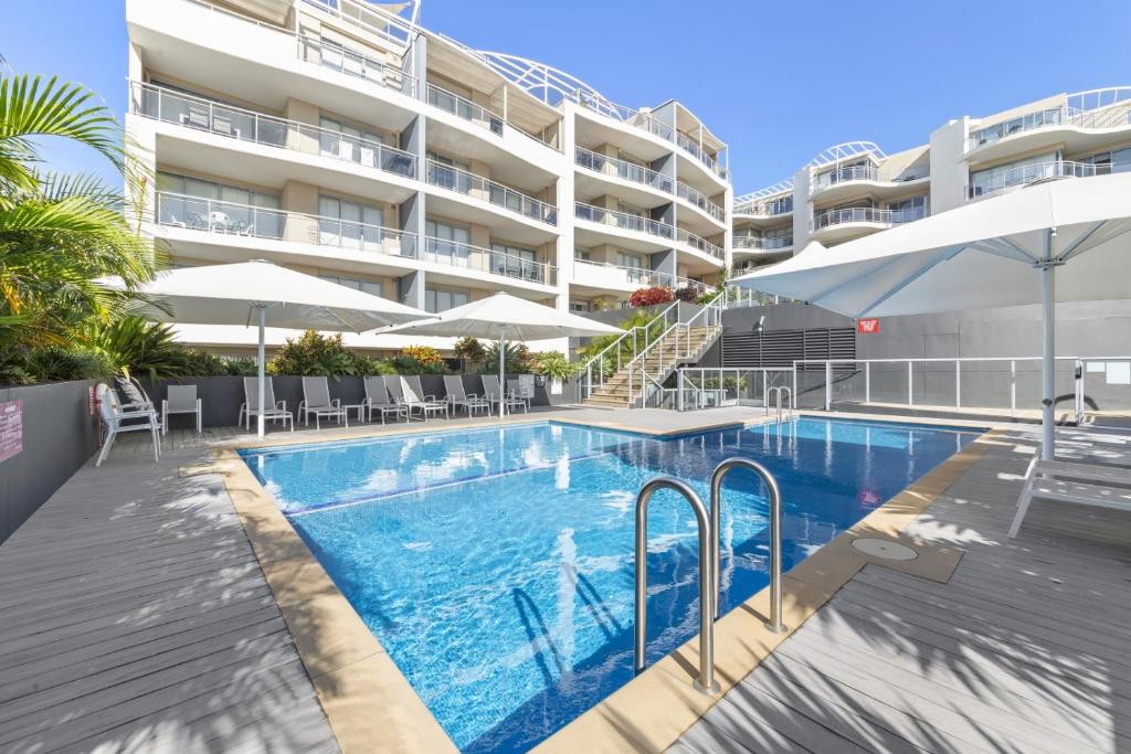  E Caravan Parks