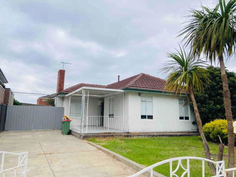 D123 Super Sun Shine Stay - E Caravan Parks 2