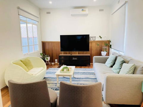 D123 Super Sun Shine Stay - E Caravan Parks 4