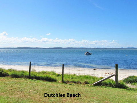 27b Christmas Bush Avenue - Duplex In Nelson Bay Walking Distance To Dutchies Beach - E Caravan Parks 3