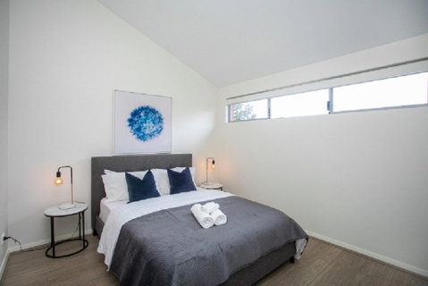 2x2 Luxury Retreat Condo - E Caravan Parks 1