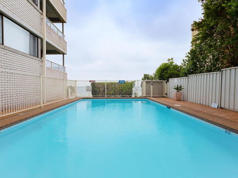 3 'Bangalee' 41 Soldiers Point Rd - Fantastic Waterfront Unit With Pool, WIFI & Chromecast - E Caravan Parks 1