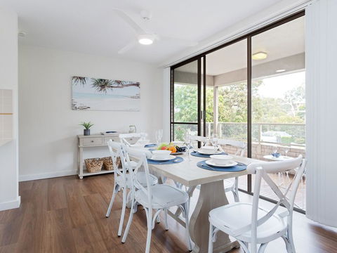 3 'Bangalee' 41 Soldiers Point Rd - Fantastic Waterfront Unit With Pool, WIFI & Chromecast - E Caravan Parks 0