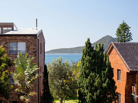 3 'ENDEAVOUR', 13 ONDINE CL - LARGE THREE BEDROOM UNIT WITH FILTERED WATER VIEWS - E Caravan Parks 0