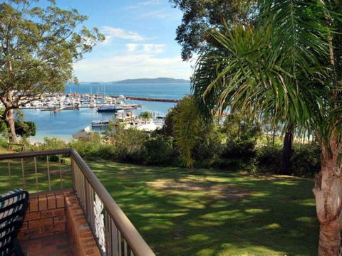 3 'Sailfish' 46 Magnus Street - E Caravan Parks 0