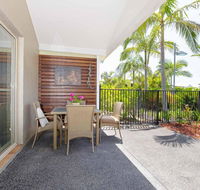 356 ' Oaks Pacific Blue' 265 Sandy Point Rd - Air conditioned direct pool access and suited for disability - E Caravan Parks
