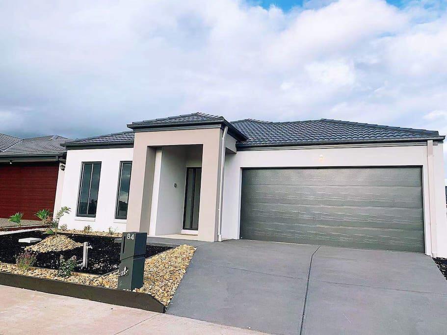 Tarneit VIC E Caravan Parks