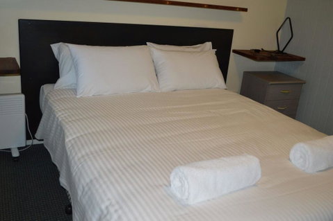 5 Lakeview Plaza - E Caravan Parks 0