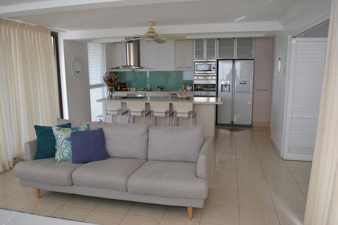5,  Apartment On The Esplanade - E Caravan Parks 1