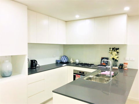 504 2 Bedroom In Kalina Serviced Apartments - E Caravan Parks 2