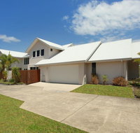 60 Beachway Parade Marcoola 500 BOND Linen supplied - E Caravan Parks