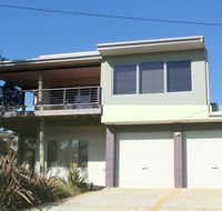 61 Red Rocks Rd Cowes - E Caravan Parks