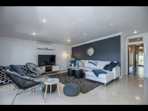 63 The Residence - E Caravan Parks 3