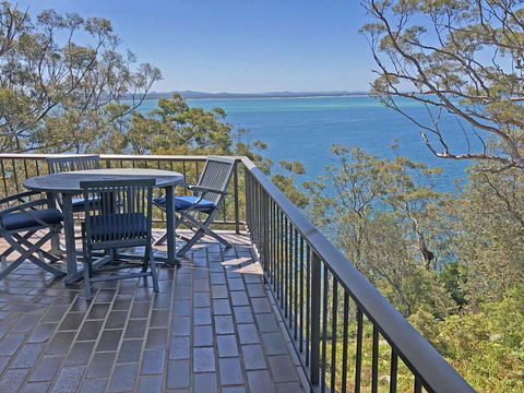 7 'Skyline' 12 Thurlow Avenue - Unit With A WOW Factor - E Caravan Parks 0