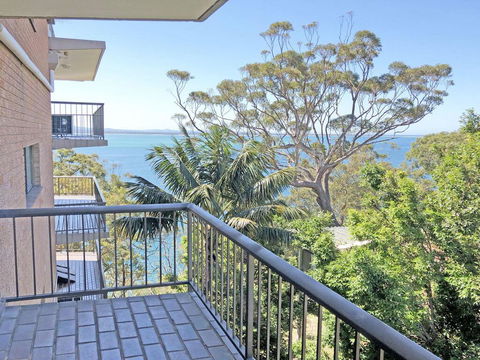 7 'Skyline' 12 Thurlow Avenue - Unit With A WOW Factor - E Caravan Parks 2