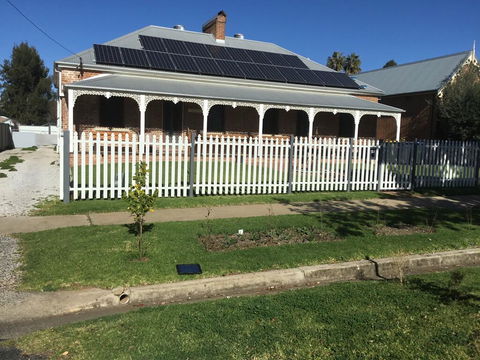 A Homestead On Market - E Caravan Parks 0