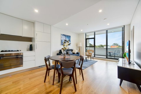 A New Home Close To The Largest Shopping Mall - E Caravan Parks 2