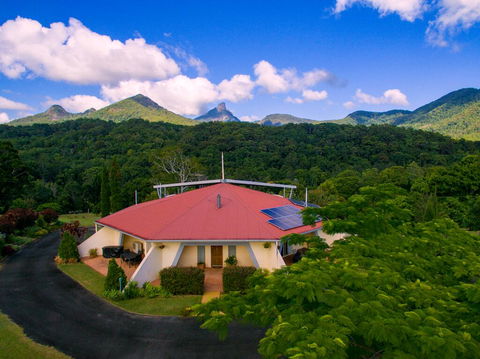 A View Of Mount Warning - E Caravan Parks 0
