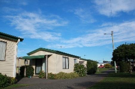 Abel Tasman Cabins Devonport - E Caravan Parks 1