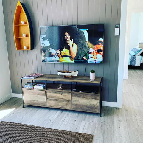 Abode Callala Beach Jervis Bay - 100m To Beach! - E Caravan Parks 3