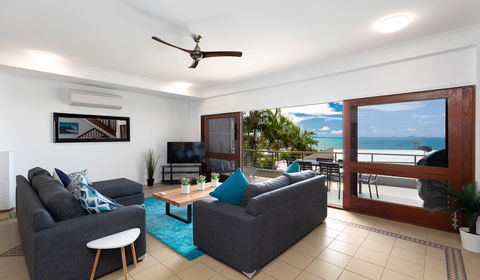 Absolute Airlie - E Caravan Parks 1