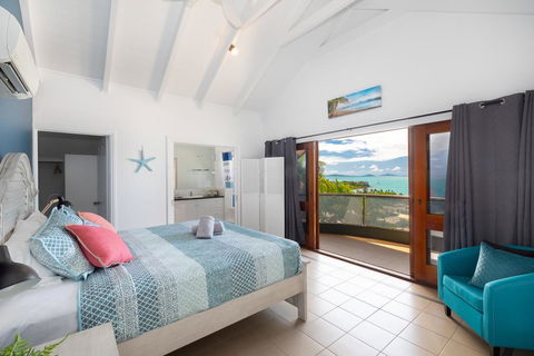 Absolute Airlie - E Caravan Parks 3