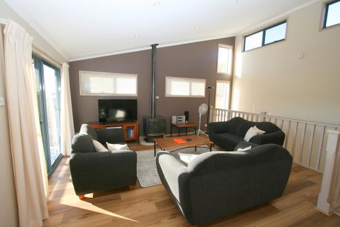 Acacia 5/2 Kirwan Close - E Caravan Parks 0
